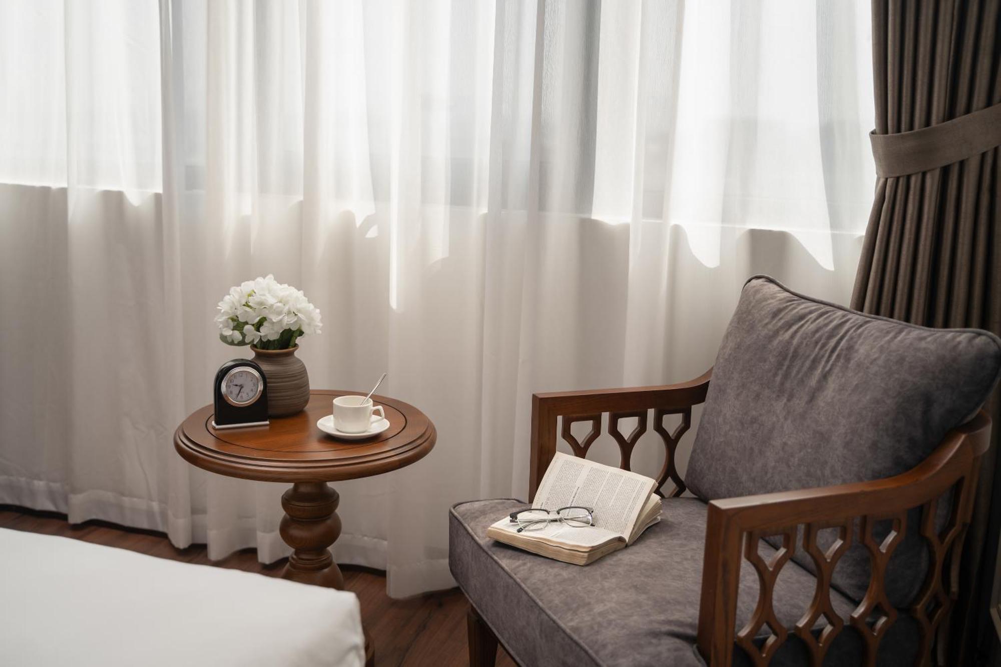 The Q Boutique Hotel Ханой Экстерьер фото